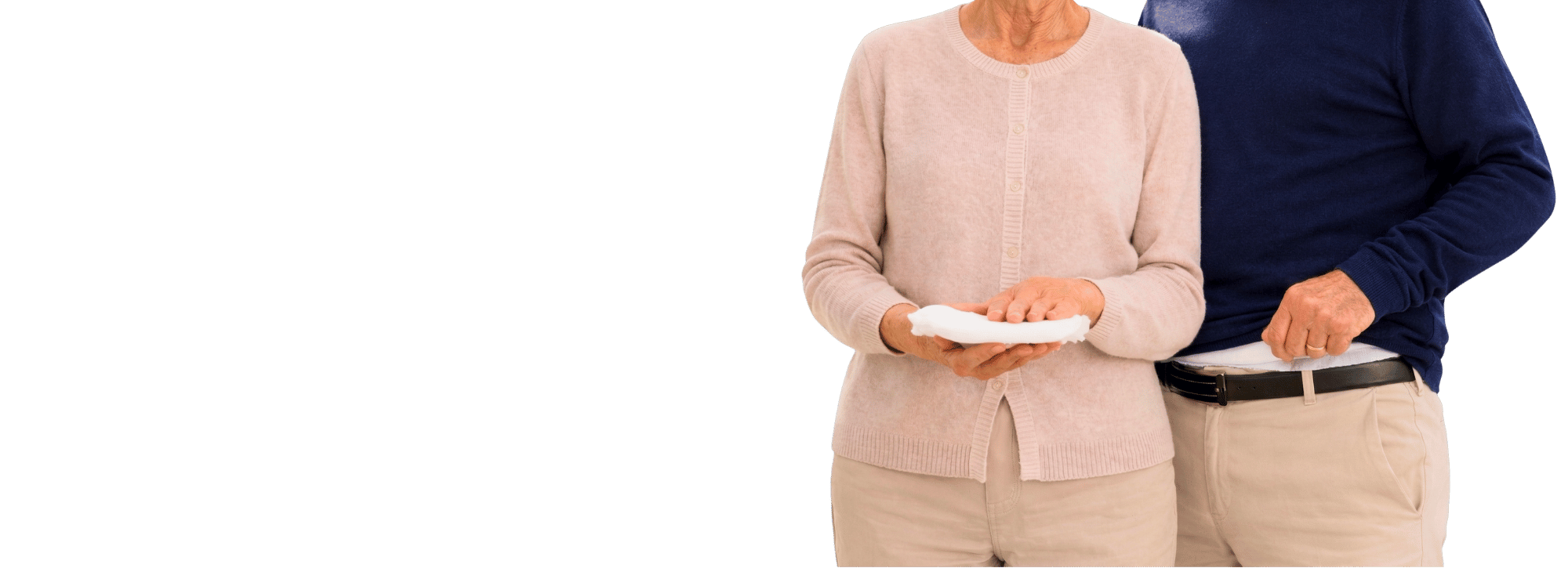 Bannière Nivuni présentant un couple senior et les bénéfices des protections : anti-fuites, douceur naturelle et prix juste.